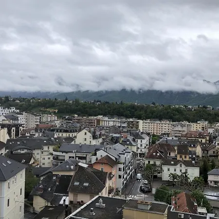 T1 29 M2 Lumineux Vue Garage Aix-les-Bains